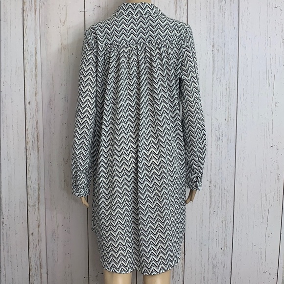 Emma & Ella Paris Button Down Dress - Picture 8 of 12